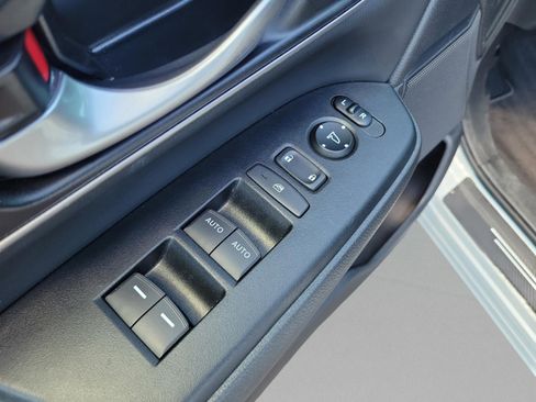 Used 2021 Honda CR-V Touring image 24