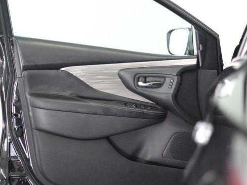Used 2018 Nissan Murano SL w/ Midnight Edition Package FWD image 43