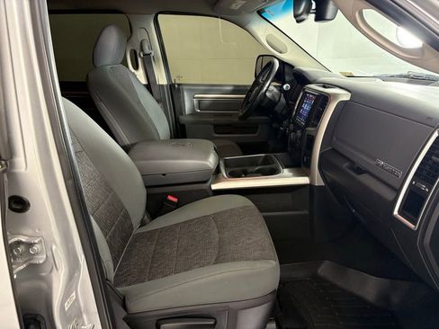 Used 2018 RAM 2500 Big Horn image 39