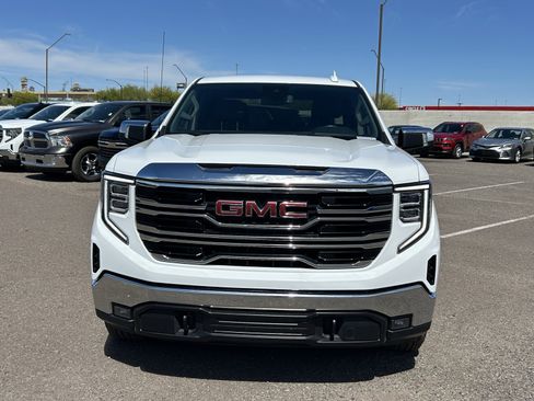 Used 2025 GMC Sierra 1500 SLT image 7
