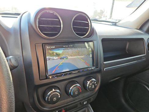 Used 2016 Jeep Patriot Sport FWD image 23
