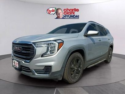 Used 2022 GMC Terrain SLE w/ Driver Convenience Package
