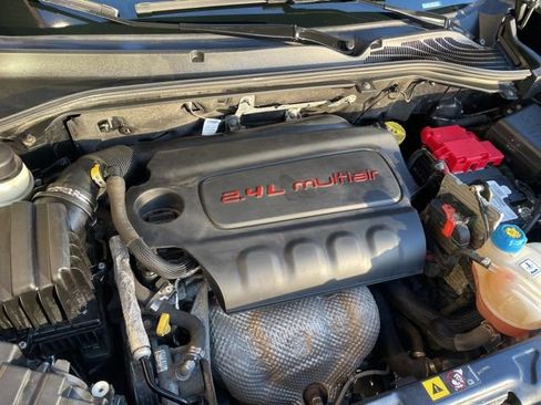 Used 2021 RAM ProMaster City Tradesman SLT image 15