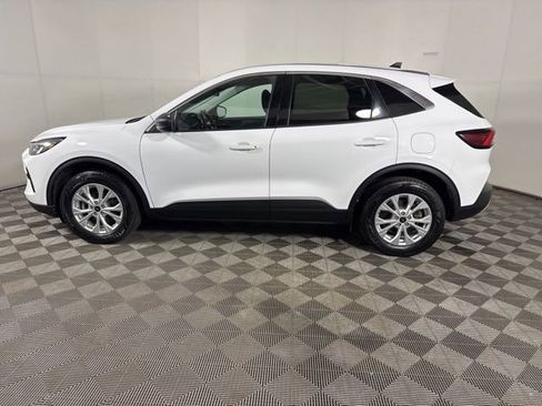 Used 2023 Ford Escape Active image 6
