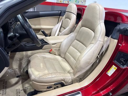 Used 2008 Chevrolet Corvette Convertible w/ Preferred Equipment Group RWD image 12
