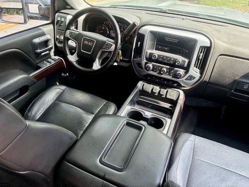 Used 2015 GMC Sierra 1500 SLT w/ SLT Crew Cab Value Package RWD image 6