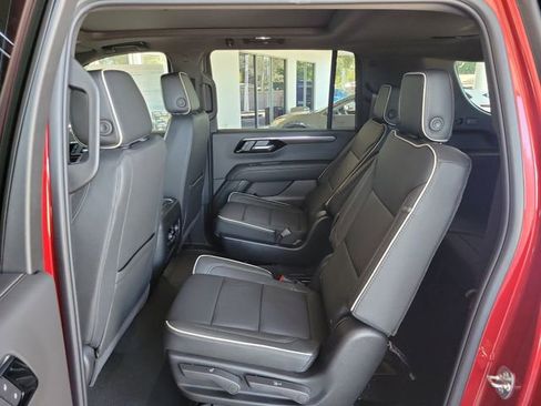 New 2026 Chevrolet Suburban Premier w/ Sun And Tow Package RWD image 10