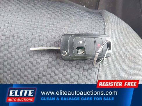 Used 2018 Chevrolet Trax LS image 22