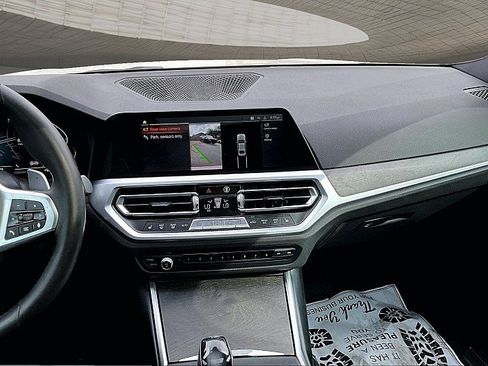 Used 2020 BMW 330i Sedan w/ Convenience Package RWD image 5