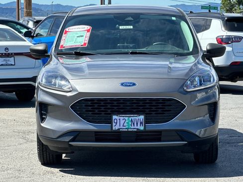 Used 2022 Ford Escape SE AWD/4WD image 9