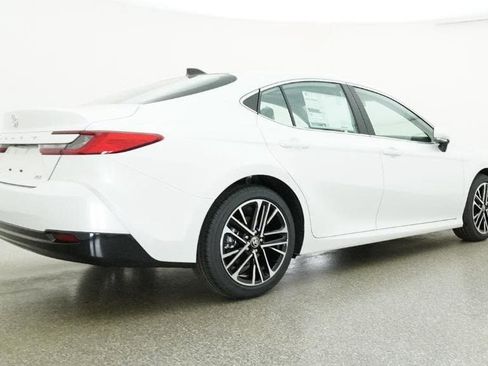 New 2026 Toyota Camry XLE FWD image 25