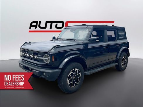 Used 2024 Ford Bronco Outer Banks AWD/4WD image 3