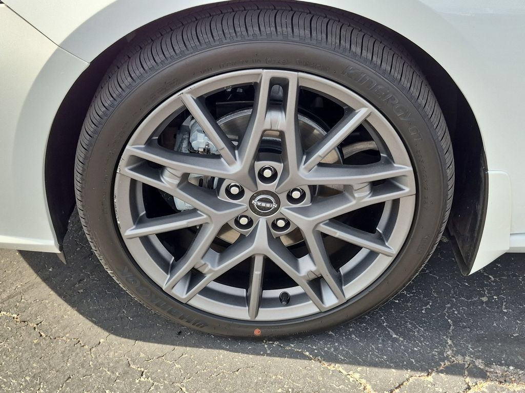 Used 2023 Nissan Altima 2.0 SR FWD image 10