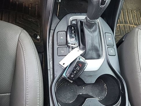 Used 2019 Hyundai Santa Fe XL FWD image 10