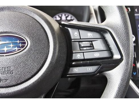 Used 2024 Subaru Crosstrek 2.0i Premium AWD/4WD image 19