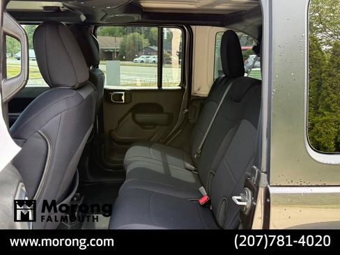 Used 2025 Jeep Wrangler Unlimited Sport AWD/4WD image 26