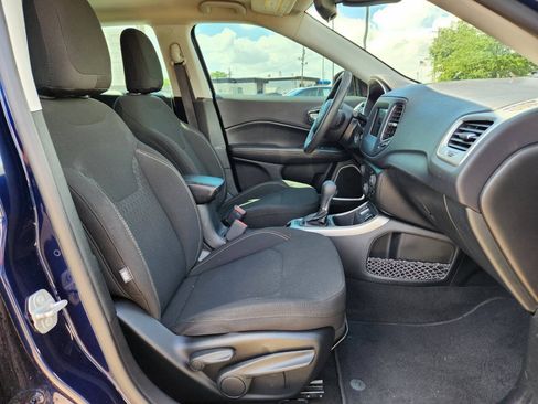 Used 2021 Jeep Compass Sport FWD image 16