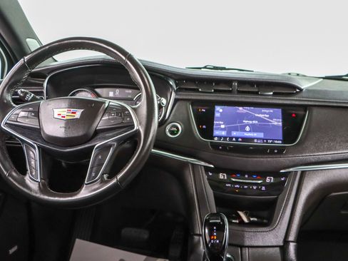 Used 2023 Cadillac XT5 Premium Luxury image 16