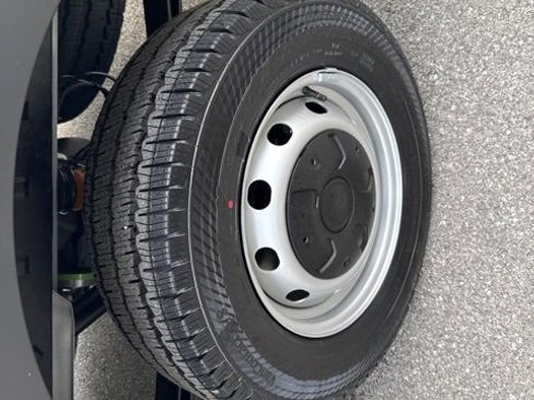 New 2025 Ford Transit 250 148 Medium Roof w/ Load Area Protection Package image 12