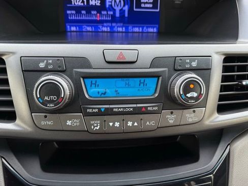Used 2011 Honda Odyssey EX-L image 19