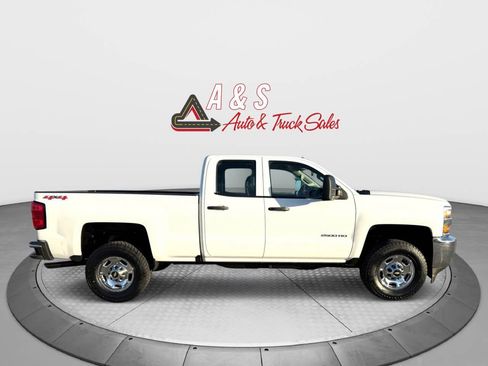 Used 2017 Chevrolet Silverado 2500 W/T image 4
