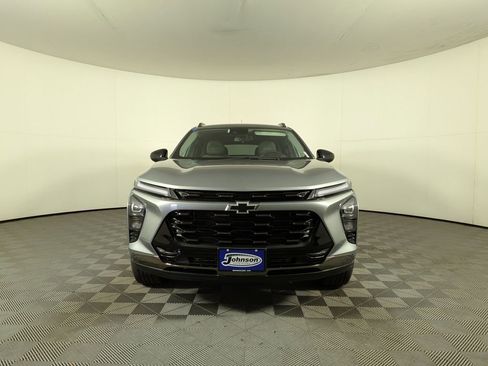 New 2025 Chevrolet Trax ACTIV w/ Driver Confidence Package image 2