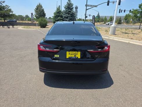 Used 2025 Toyota Camry LE FWD image 3