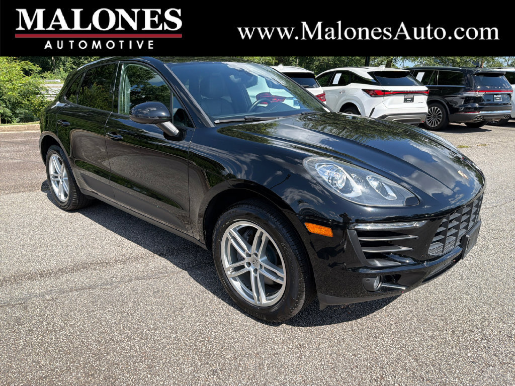 Used 2018 Porsche Macan AWD/4WD image 1