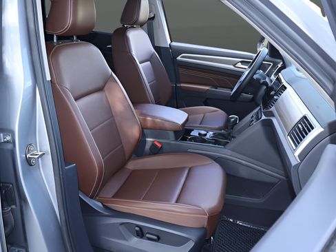 Certified 2023 Volkswagen Atlas SEL AWD/4WD image 22