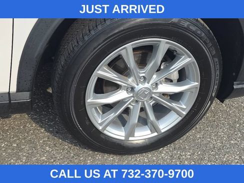 Used 2024 Honda CR-V EX image 9