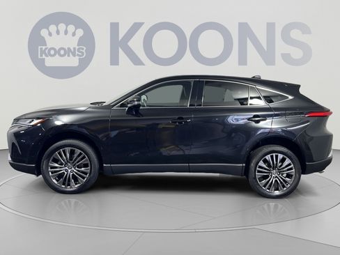 Used 2023 Toyota Venza Limited AWD/4WD image 2