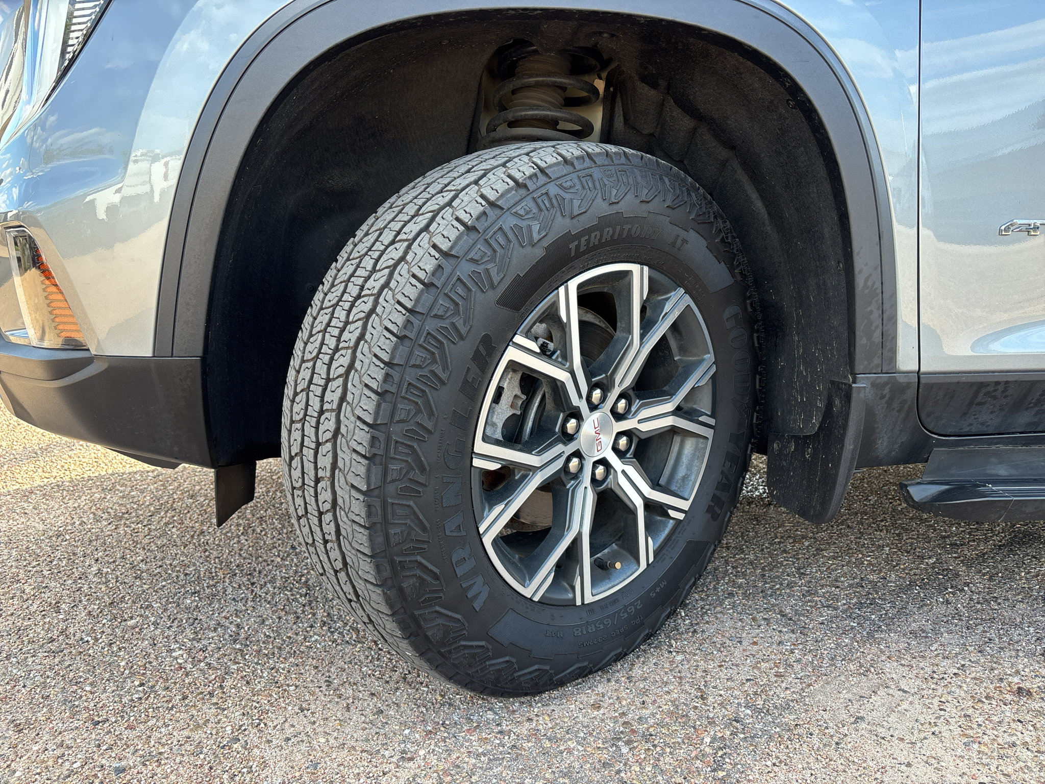 Used 2024 GMC Acadia AT4 w/ Luxury Package AWD/4WD image 22