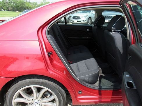 Used 2011 Ford Fusion SE w/ 202A Rapid Spec Order Code image 16