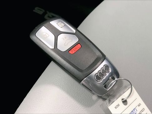 Used 2022 Audi Q5 2.0T Premium Plus image 18