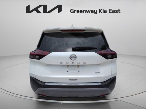Used 2023 Nissan Rogue SV FWD image 7