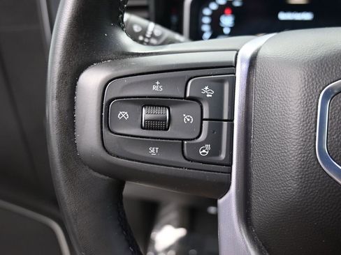 Used 2025 GMC Sierra 1500 SLT image 14