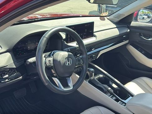 Used 2023 Honda Accord Touring image 23