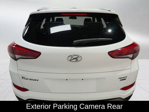 Used 2018 Hyundai Tucson Sport image 8