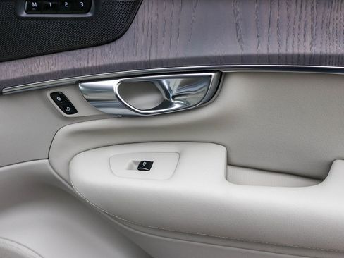 New 2026 Volvo XC90 T8 Ultra image 20