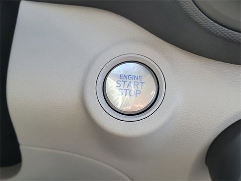 New 2026 Hyundai Venue SEL image 8