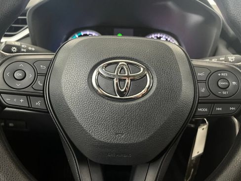 Used 2022 Toyota RAV4 LE AWD/4WD image 60