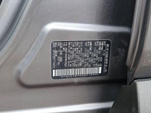 Used 2023 Nissan Rogue SV image 30