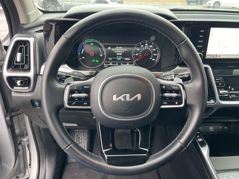 Certified 2023 Kia Sorento EX image 15
