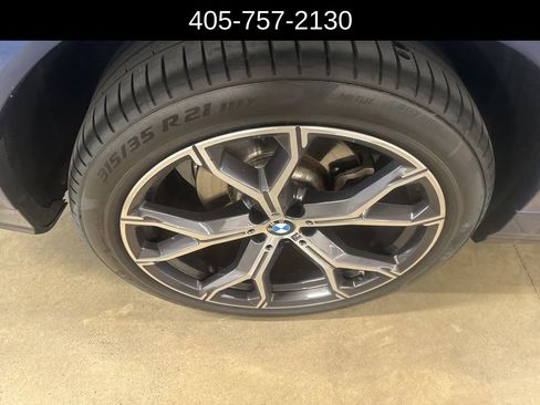 Used 2021 BMW X6 xDrive40i w/ Executive Package image 21