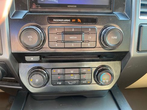 Used 2016 Ford F150 XLT w/ Equipment Group 302A Luxury image 22