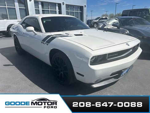 Used 2009 Dodge Challenger R/T image 1