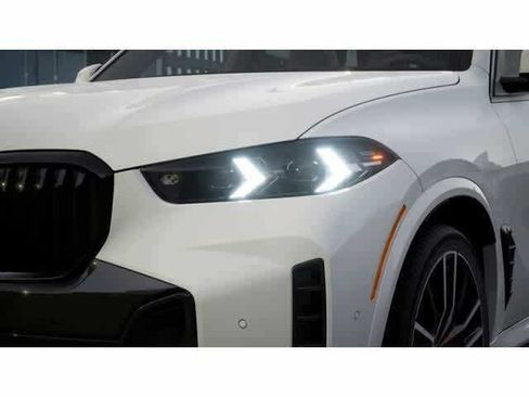Used 2026 BMW X5 xDrive40i w/ M Sport Package AWD/4WD image 6