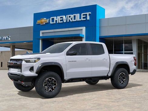 New 2026 Chevrolet Colorado ZR2 w/ Technology Package image 28