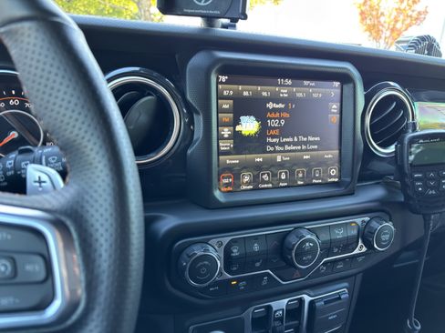 Used 2023 Jeep Wrangler Unlimited Rubicon 392 w/ Trailer Tow Package image 30