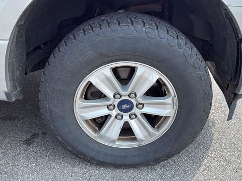 Used 2018 Ford F150 XLT AWD/4WD image 14